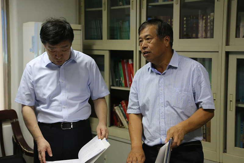 保定市委常委、紀(jì)委書(shū)記、監(jiān)委主任周省時(shí)來(lái)藥都制藥集團(tuán)調(diào)研