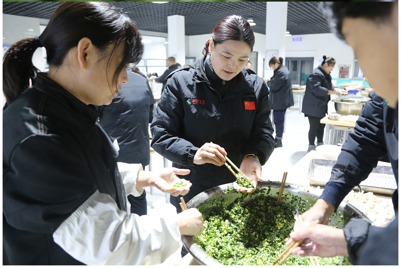 歲寒隆冬至，煮餃話團(tuán)圓 ——藥都集團(tuán)工會(huì)舉辦冬至日包餃子活動(dòng)