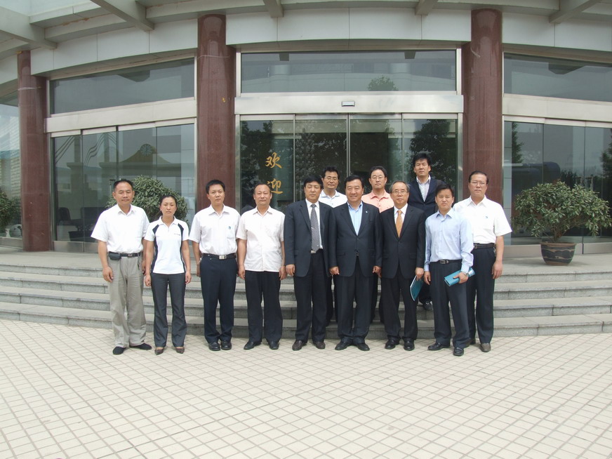 韓國(guó)堤川市政府代表團(tuán)來我公司參觀考察